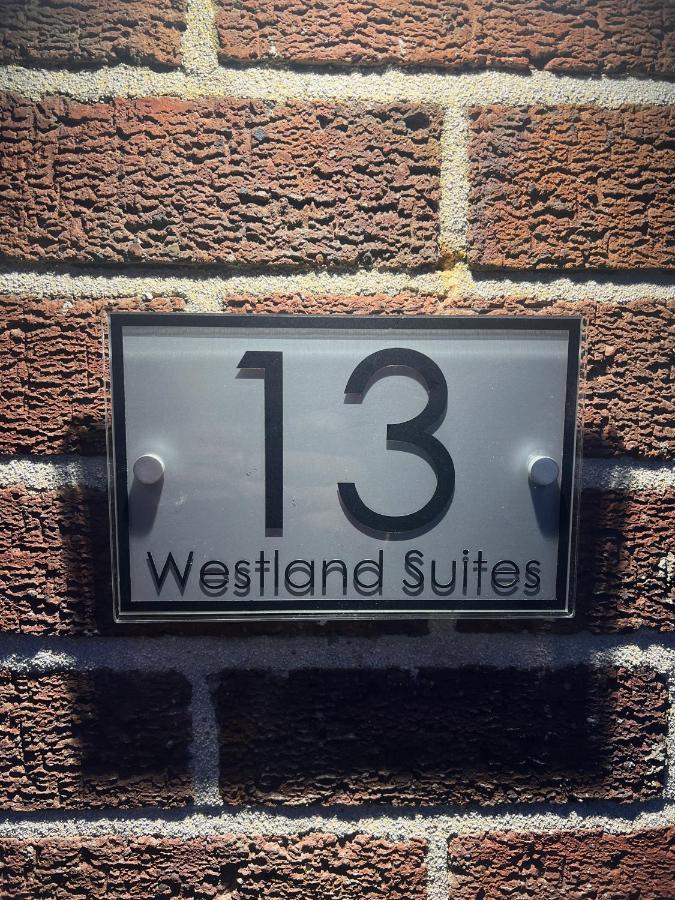 Westland Suites - Stylish, Modern, Elegant, Central Apartments A Londonderry Exterior foto