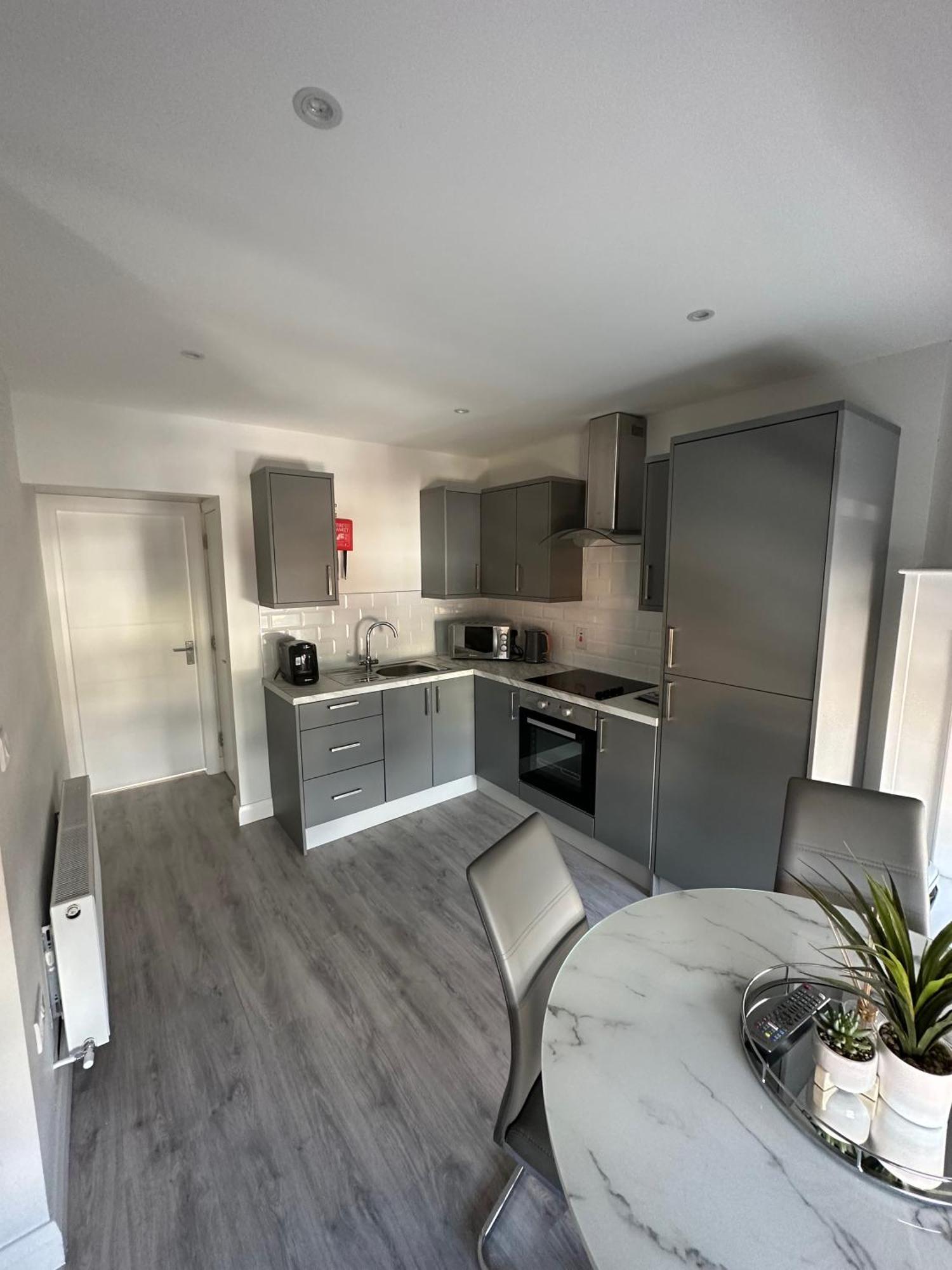 Westland Suites - Stylish, Modern, Elegant, Central Apartments A Londonderry Exterior foto