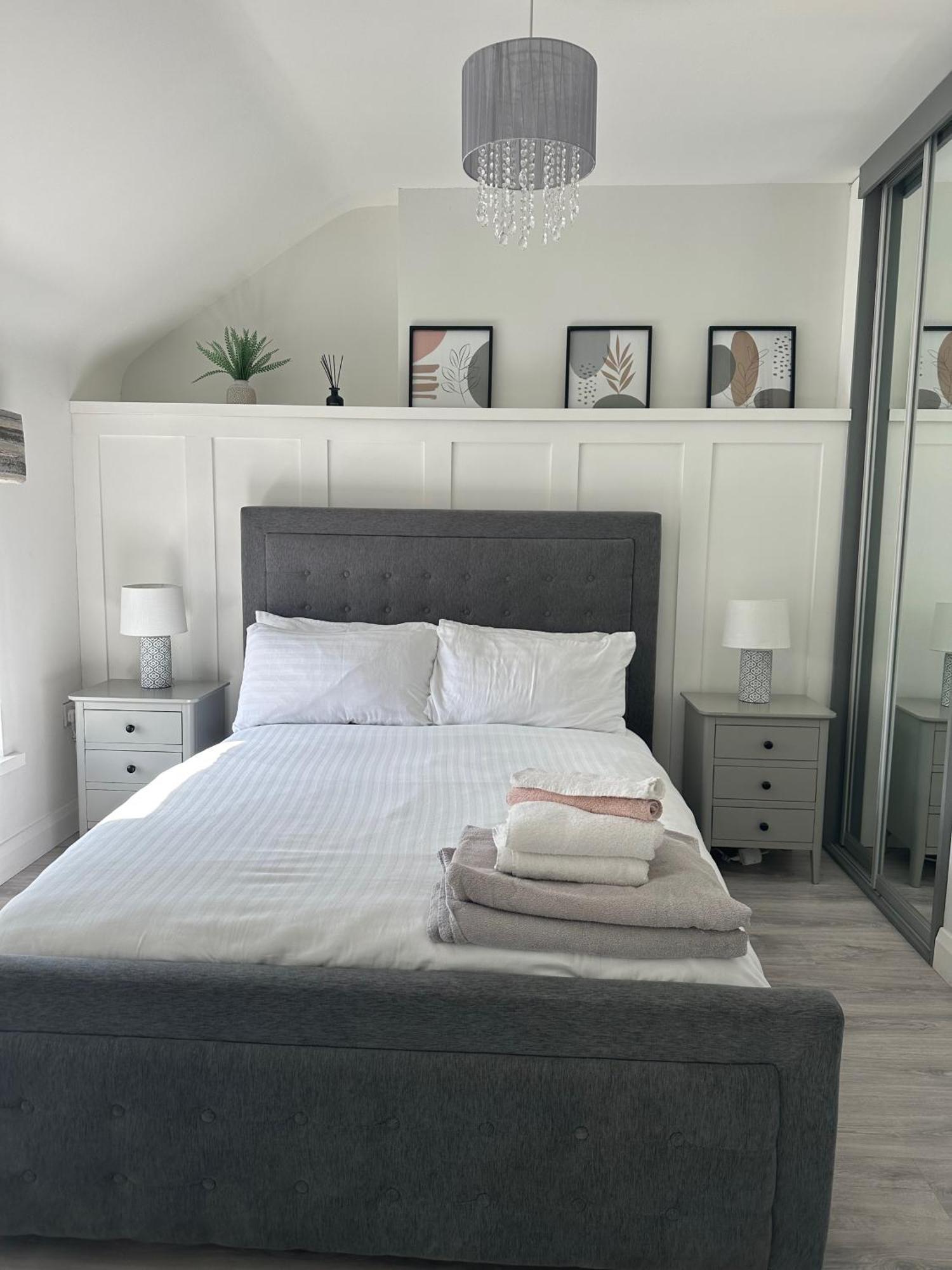 Westland Suites - Stylish, Modern, Elegant, Central Apartments A Londonderry Exterior foto